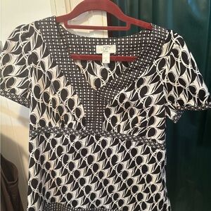 Ann Taylor Monochrome Geometric Blouse